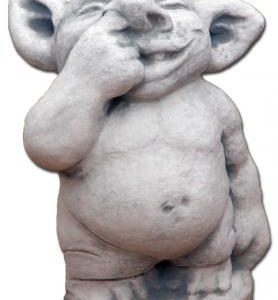Kobold orrát piszkálja 34cm