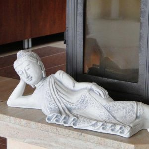 Fekvő Buddha